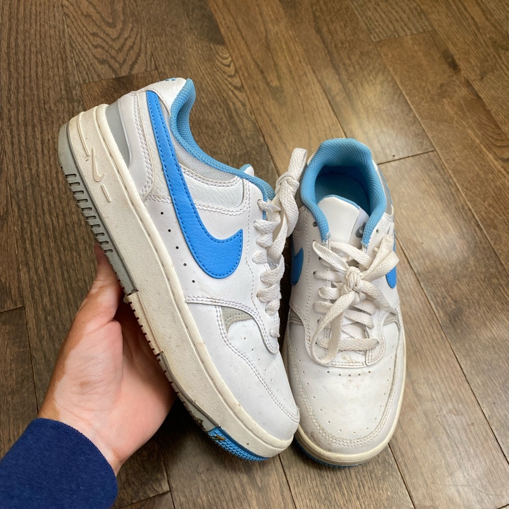 Nike Gamma Force Blue White Gray Sneakers Women’s Size 6